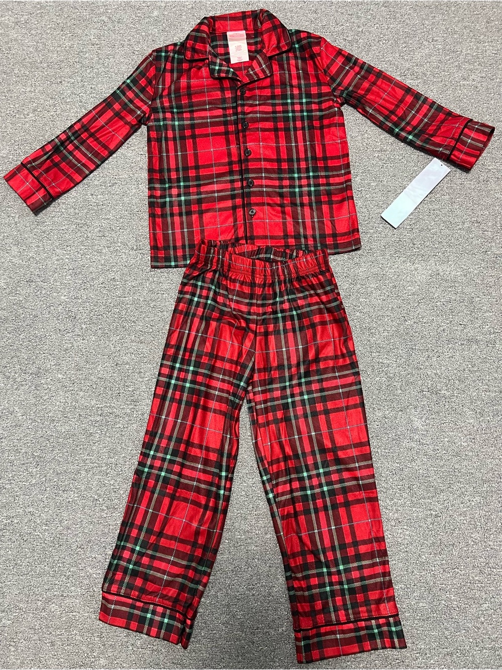 Wondershop Red and Green Plaid Kids Pajama 2pc Set unisex size 5T